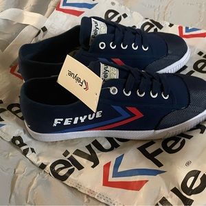 Feiyue LE Shoe Size 9, Navy/Navy